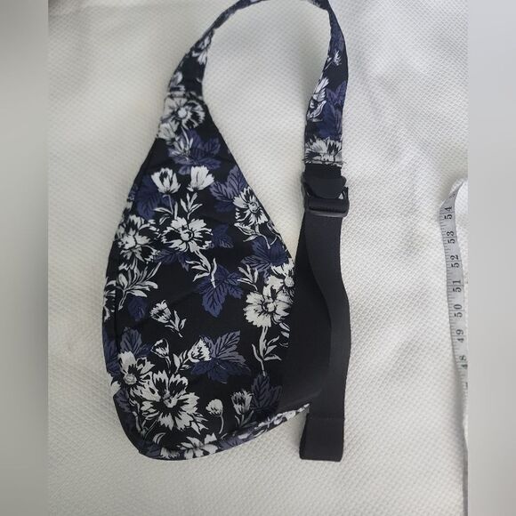 Vera Bradley white flowers sling backpack - Picture 7 of 7
